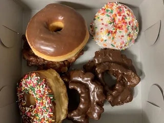 Bosa Donuts