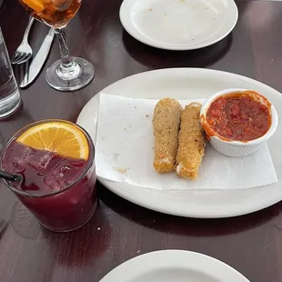 Aperol Spritz, Red Sangria &amp; mozzarella sticks