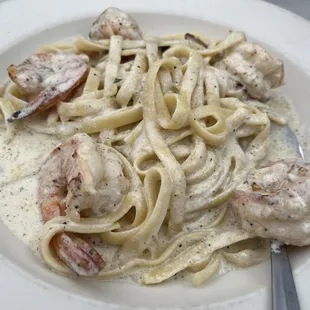 Shrimp Fettuccini Alfredo