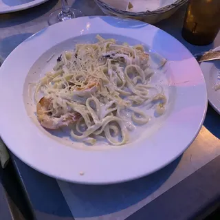 Shrimp Fettuccini Alfredo