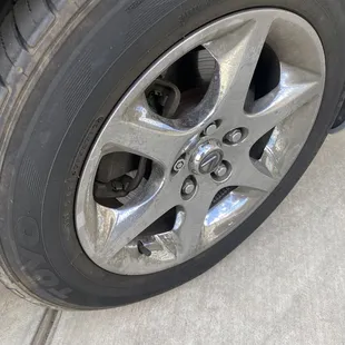 They never cleaned the wheels or wash the car