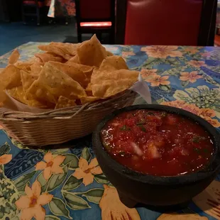 They have the best salsa here.