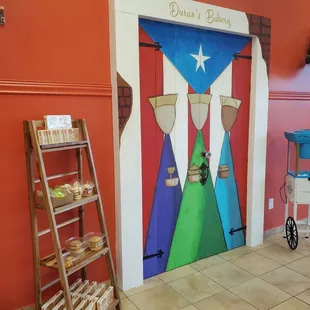Displays and wall art