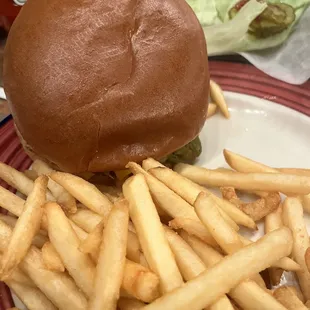 Green Chile Cheeseburger