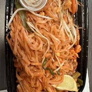 Chicken pad Thai