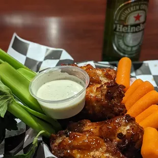 Baked Chicken Wings with veggies, ranch and beer.