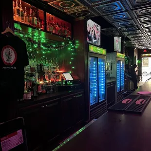 Cool ass atmosphere!