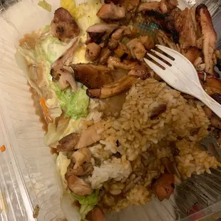Food was cold and salad was hot. I had to reheat and cool my food. Disappointing.