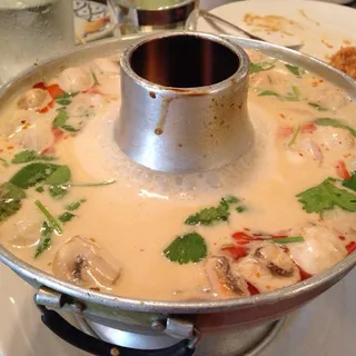 Tom Yum Mixed Seafood