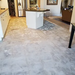 Dust Free Tile Removal