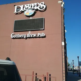 a car parked in front of a building