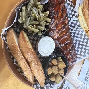 Best damn baby back ribs in Florida. Absolutely love this place