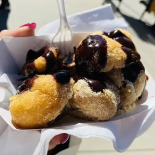 Dusty Reece&apos;s mini donuts!!