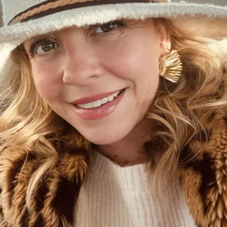 Angela S.