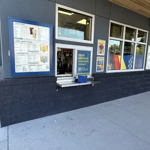Pick up window