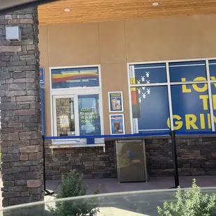 Walk up order window