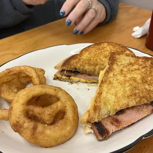 Ham &amp; Cheese Sandwich w Onion Rings