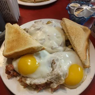 Corned beef hash toast and eggs  Its filling and delicious!