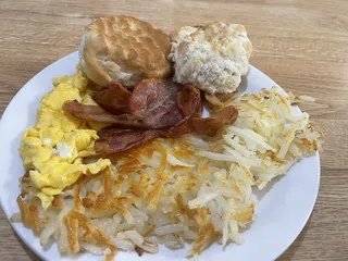 Carolyn's Essenhaus