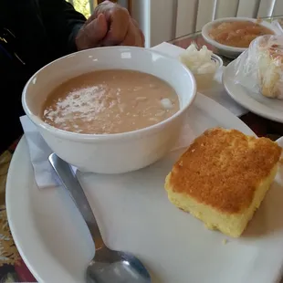 Cornbread &amp; beans