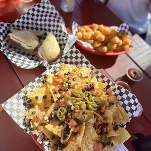 Dinner  Nachos, Caprese sandwich, tot