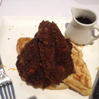 JERK FRIED CHICKEN & WAFFLES