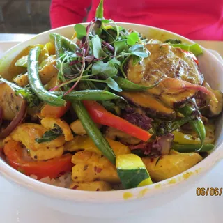 CHICKEN CURRY BOWL