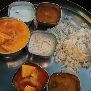 A large serving of the main dish, plus small amounts of many other items - a perfect table service version of my buffet preferences.