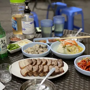 Bossam (pork dish)