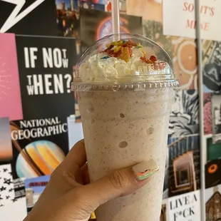 Fruity pebble shake