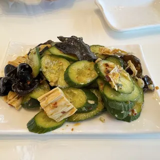 Cold Mixed Beancurd & Cucmber & Woodear Mushrom