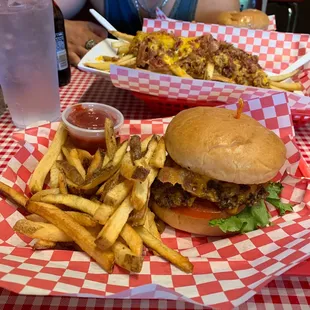 Bacon Burger, Chili Cheese Fries