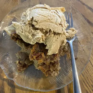 a scoop of ice cream on a plate