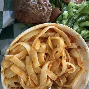 Pasta was extremely dry. Had to asked server for more sauce.