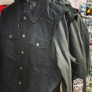 @firstmfgco The Rook hoodie/vest combo is HERE! Ready to ride with all the right snaps, pockets, zippers and cut.