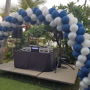 Grad parties w/ Dynamx Entertainment. We specialize in all types of events, from Weddings to corporate events w/ DJ and Photo Booth services