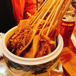 Spicy Skewered Mixed Tripe 香辣涮肚