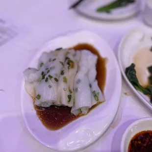 T26 .Scallion Noodle Rolls T26