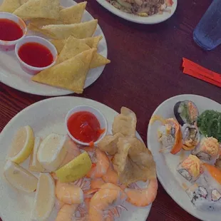 Chilled shrimp,Crab Rangoon, All kind of sushi Hibachi rice  DEF RECOMMEND FOOD WAS VERY TASTY STAFF WAS FRIENDLY