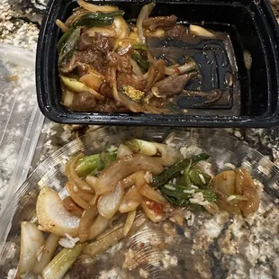 Where&apos;s the Beef?! Should be named Mongolian Onions.