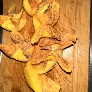 Crab and goons appetizer