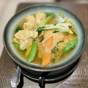 Won ton noodle soup