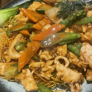 Chicken Pan Fried Noodle