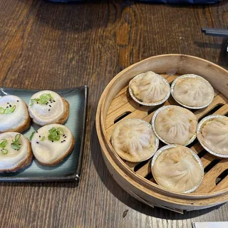Pan Fried Juicy Pork Bun