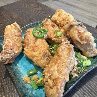 Salt and Pepper Chicken Wings