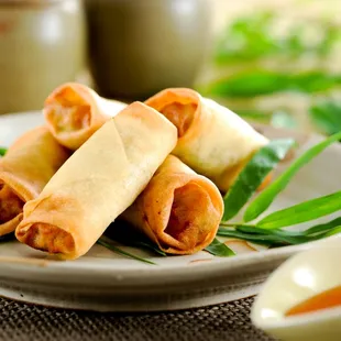 From 6/8 to 6/14, spend $20 or more, you will get two egg rolls for free!!!