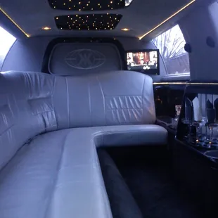 inside the 120" krystal stretch