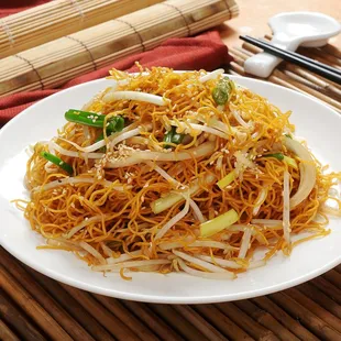 CHOW MEIN W/ SOY SAUCE