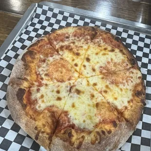 10" cheese pizza