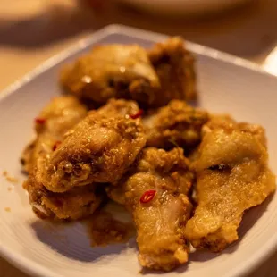 Garlic fish sauce chicken wings